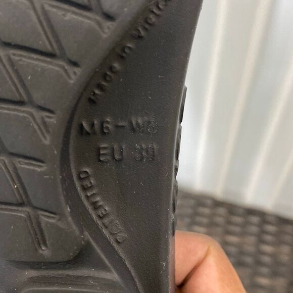 Oofos OOahh slides sandals women’s size 8 - Picture 8 of 8